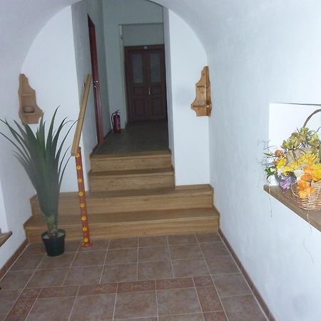 Guest House U Zlatého Jelena Žinkovy Extérieur photo