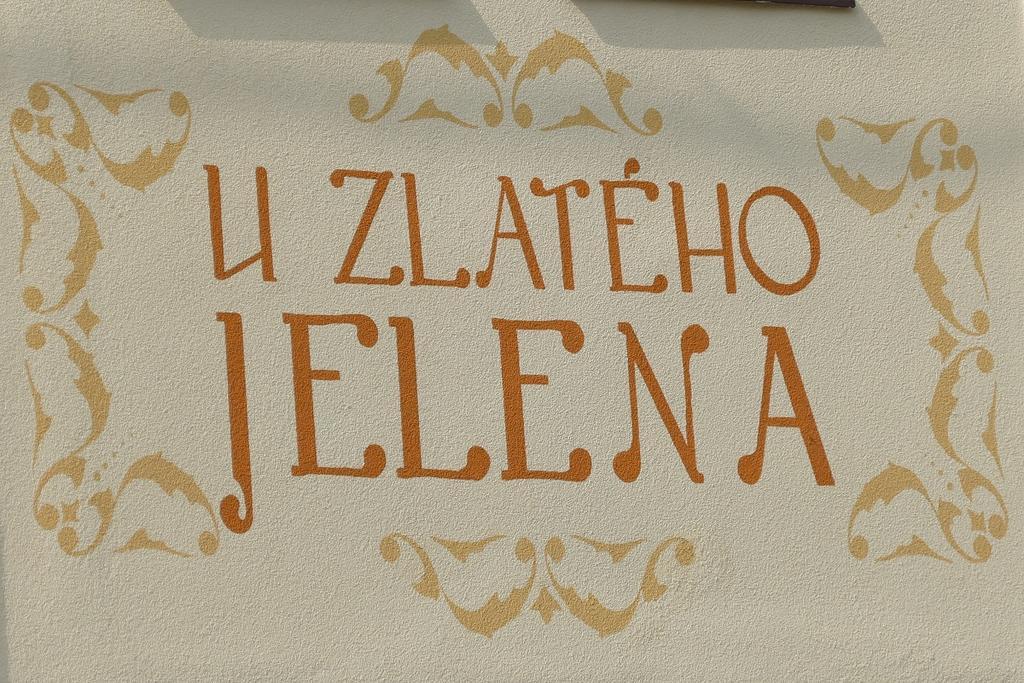 Guest House U Zlatého Jelena Žinkovy Extérieur photo